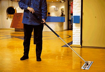 n12031 Schoonmaakbranche, vloerwissen
